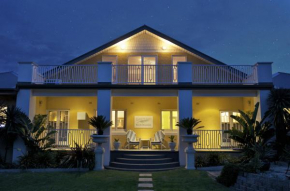 Отель Plantation House at Whitecliffs Bed and Breakfast  Рай